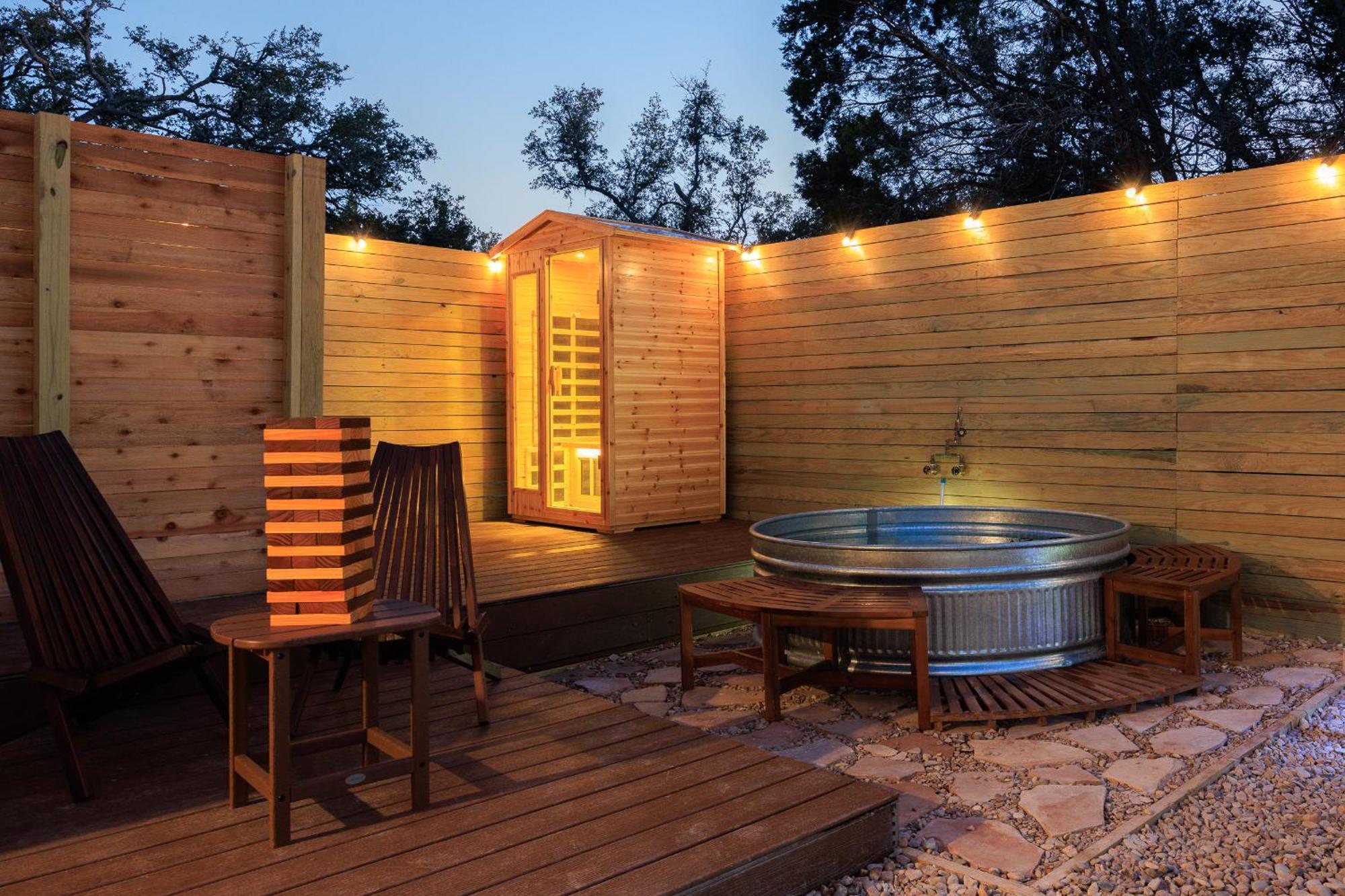 Villa Romantic Luxury Retreat Hot Cold Pool & Sauna *
